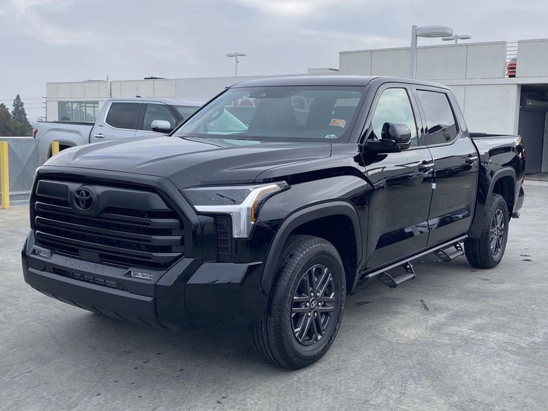 2025 Toyota Tundra SR5Image 6