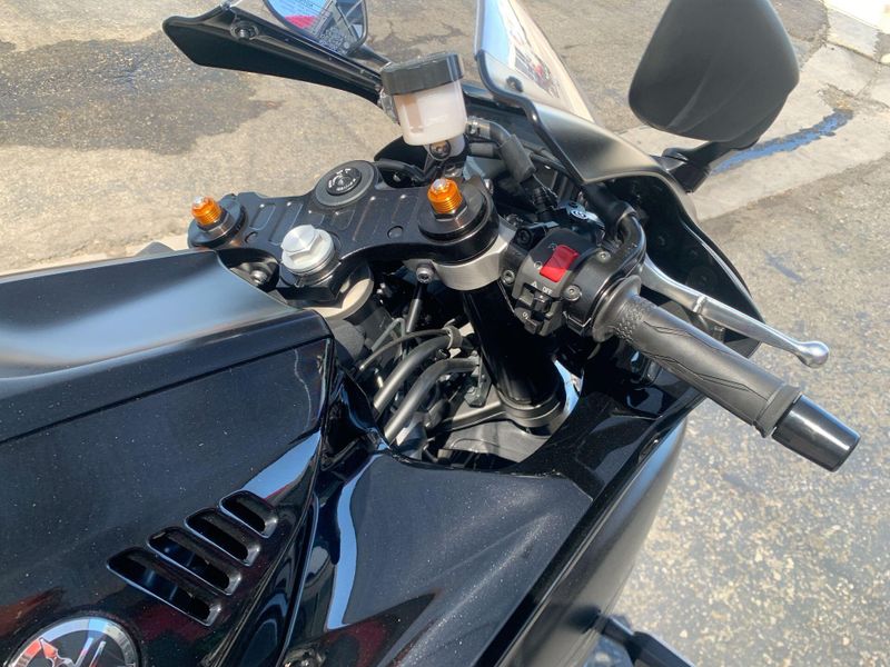 New 2025 Yamaha YZF-R7 Image 16