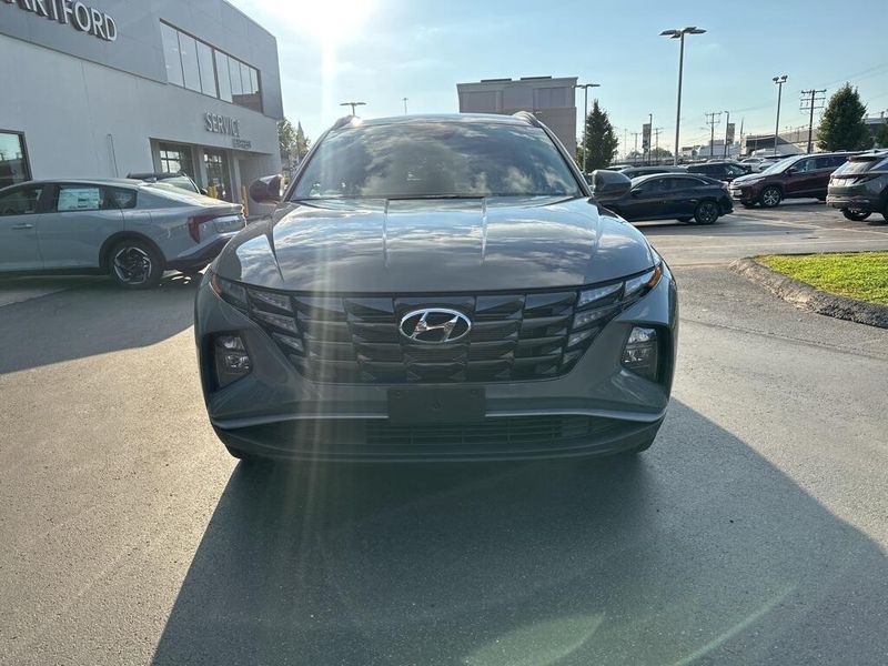 2024 Hyundai Tucson SEL photo 3