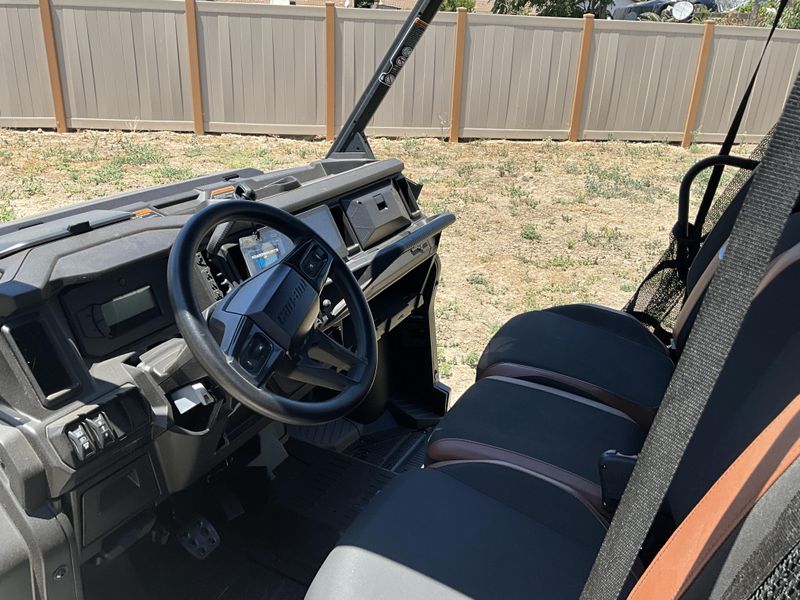 New 2026 Can-Am DEFENDER MAX LONE STAR HD11 Image 9