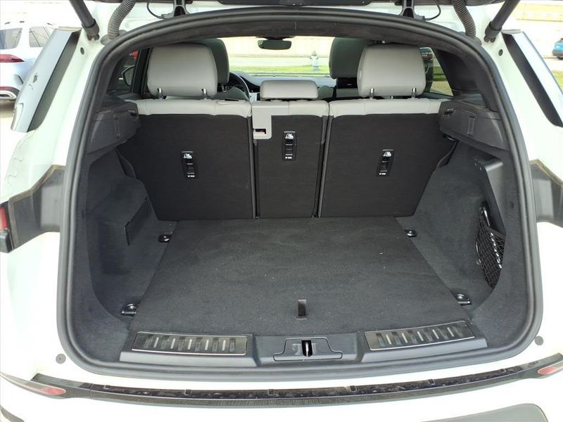 Used 2023 Land Rover Range Rover Evoque SEImage 10