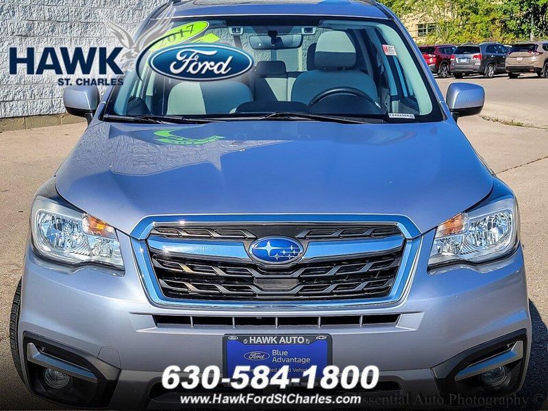 2017 Subaru Forester 2.5i Premium photo 3