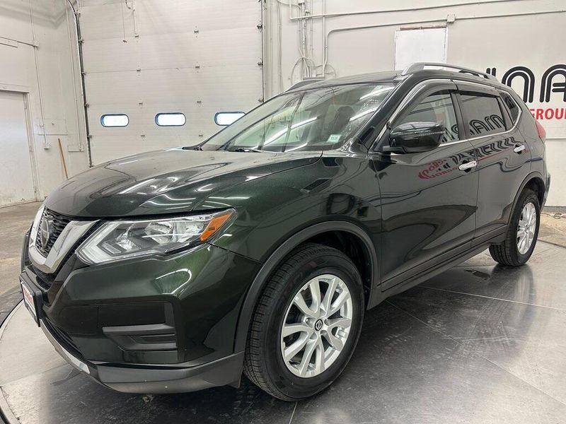 2020 Nissan Rogue SVImage 12