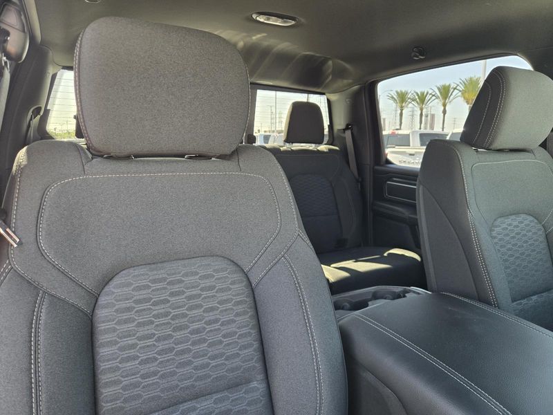 New 2026 RAM 1500 Big Horn Crew Cab 4x2 5'7' Box