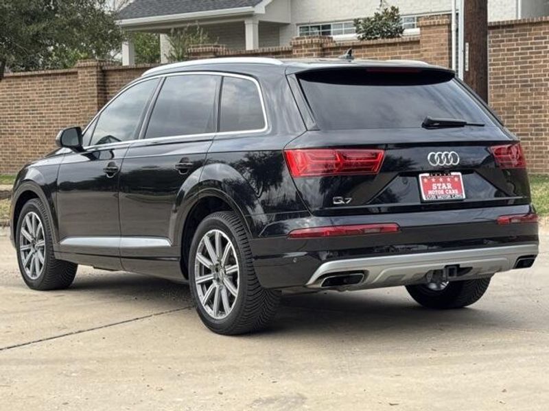 2019 Audi Q7 55 PrestigeImage 17