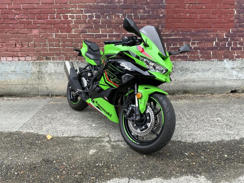 2023 Kawasaki ZX400 NINJA 