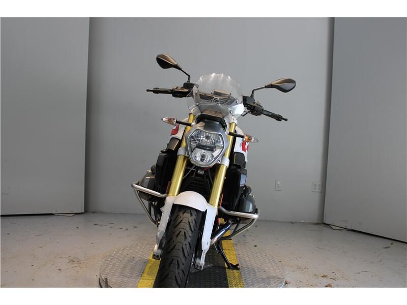 2016 BMW R12R Image 4