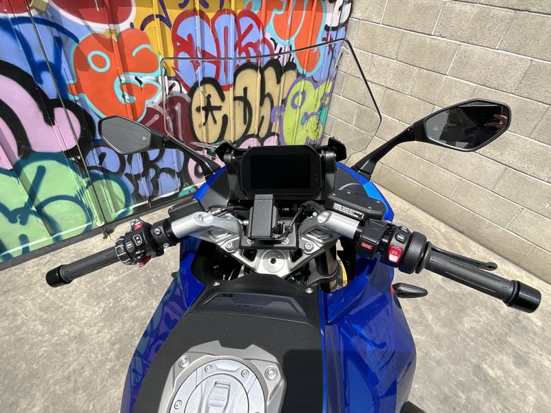 New 2026 BMW R 1300 RS Image 9