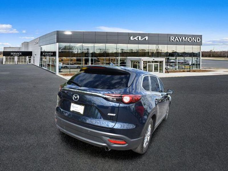 Used 2018 Mazda CX-9 TouringImage 3