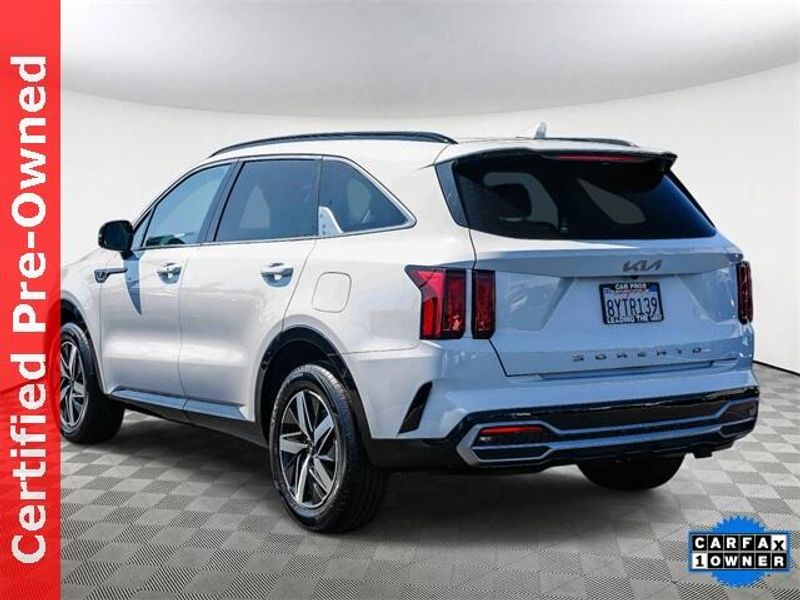 Used 2022 Kia Sorento EXImage 6