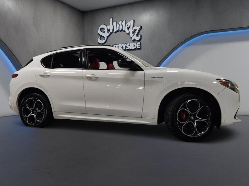 Used 2023 Alfa Romeo Stelvio Veloce AWD w/Sunroof & NavImage 3
