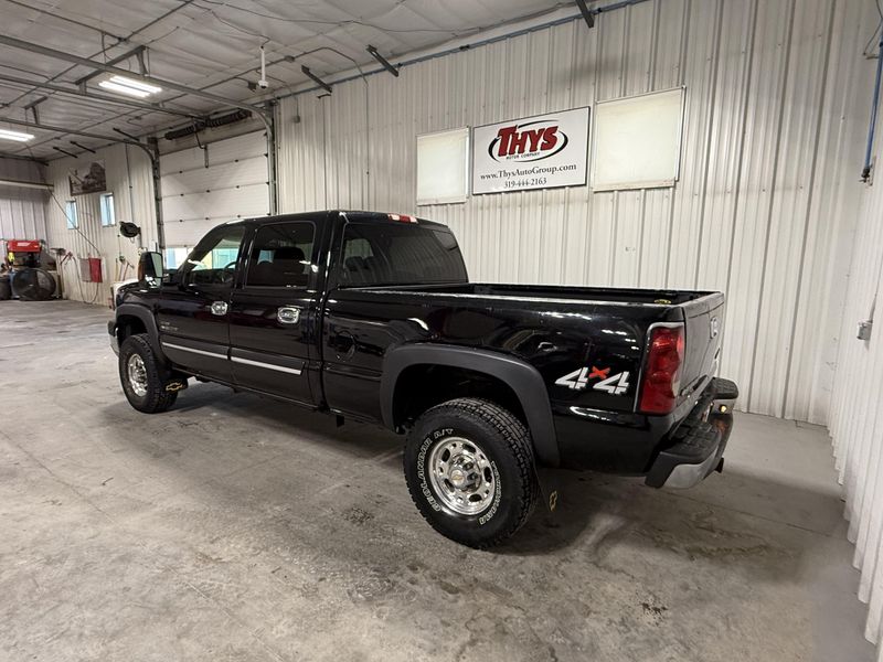 Used 2005 Chevrolet Silverado 2500HD LSImage 10
