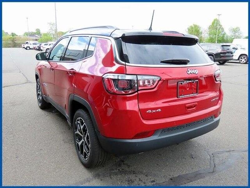 New 2025 Jeep Compass LimitedImage 6