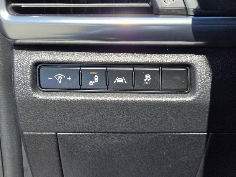 Used 2022 Kia Telluride LX AWD