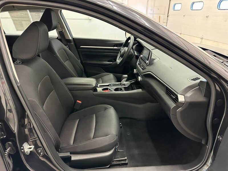2021 Nissan Altima 2.5 SVImage 27