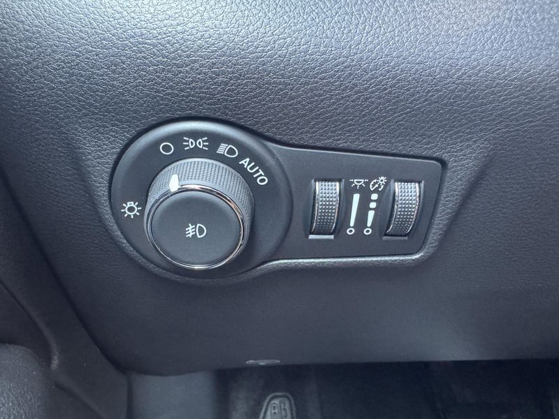 New 2024 Jeep Compass TrailhawkImage 18