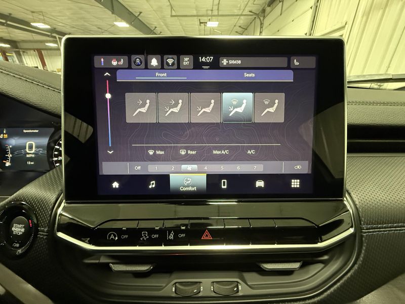 New 2026 Jeep Compass Latitude Altitude 4x4Image 30