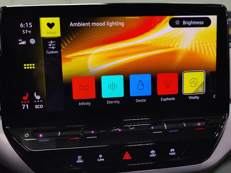 Used 2023 Volkswagen ID.4 S w/Glass RoofImage 25