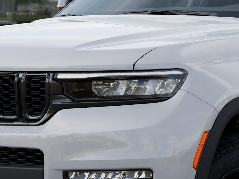 New 2025 Jeep Grand Cherokee L Limited 4x4Image 28
