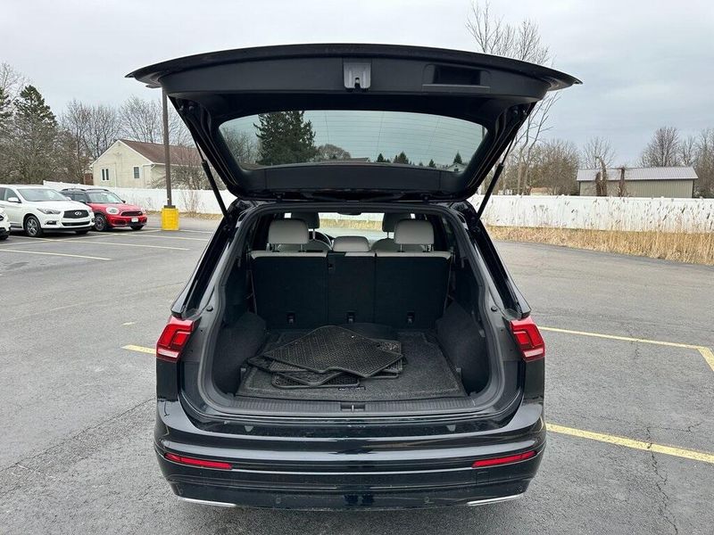 2021 Volkswagen Tiguan 2.0T SE R-Line BlackImage 15
