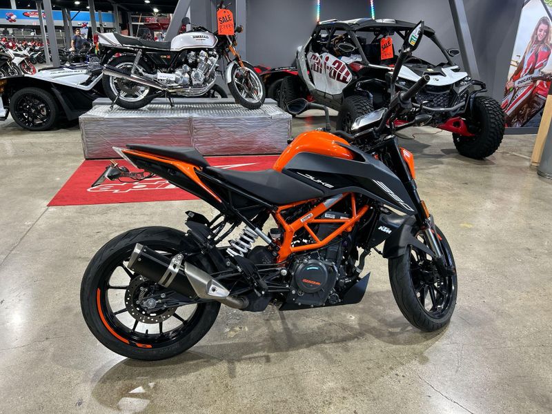 2023 KTM DUKE 390 Image 11