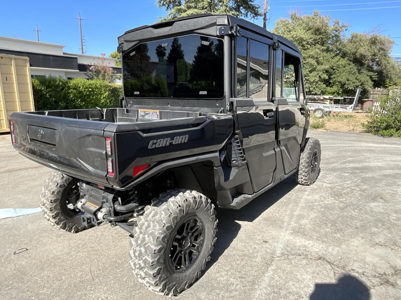 New 2026 Can-Am DEFENDER MAX TEXCAB 65 HD11 Image 5