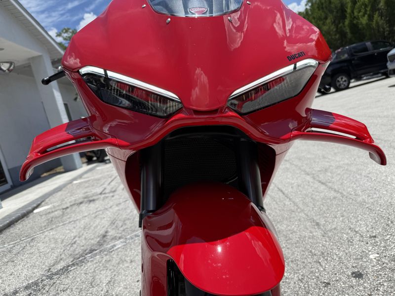Used 2025 Ducati Panigale V4 