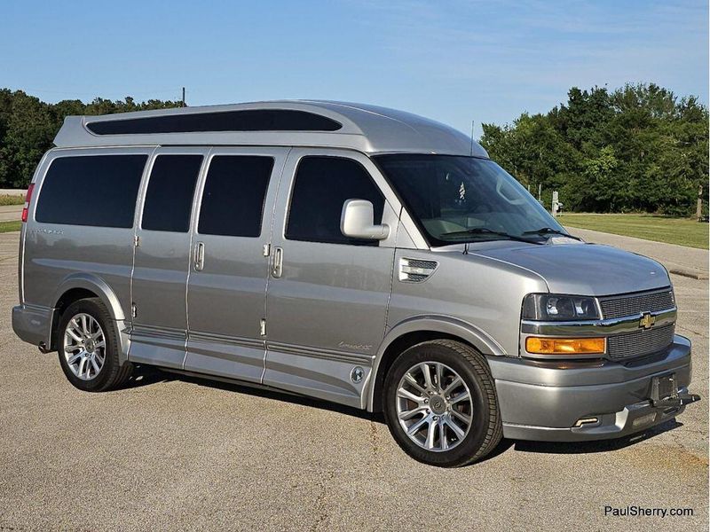 Used 2021 Chevrolet Express Passenger LSImage 16