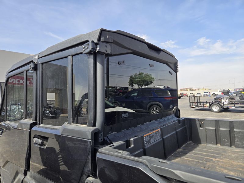 USED 2026 CAN-AM SSV DEF MAX TEXCAB 65 HD11 BK HB 26 LIMITED HD11 Image 10