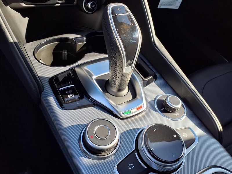 New 2026 Alfa Romeo Giulia VeloceImage 24