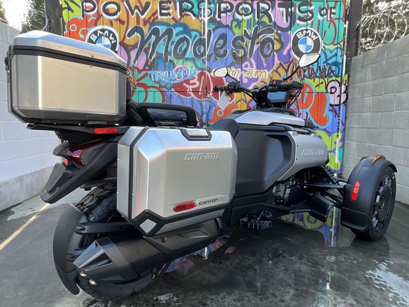 2025 Can-Am CANYON XT Image 4