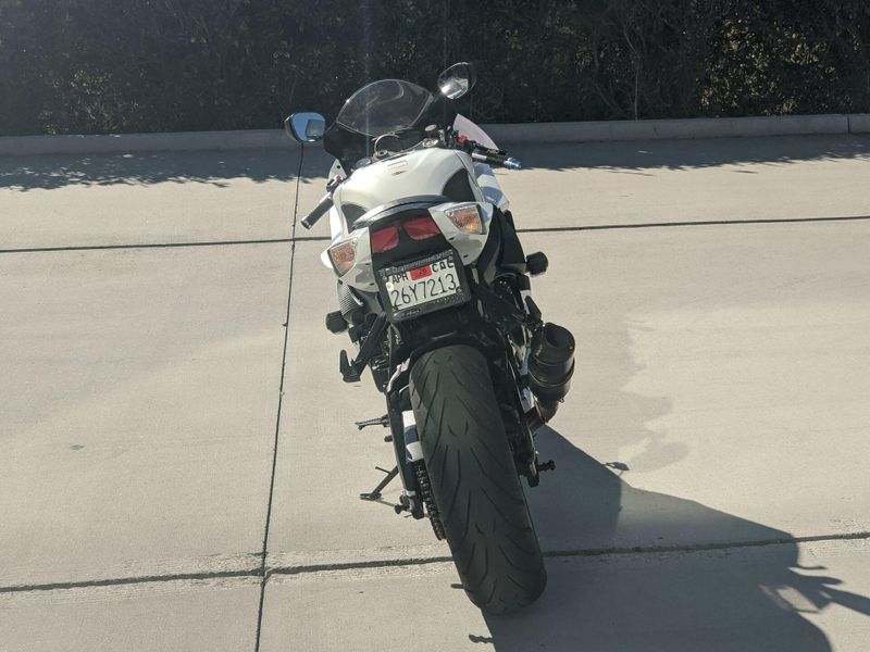 Used 2025 Suzuki GSX-R600 CA Image 16