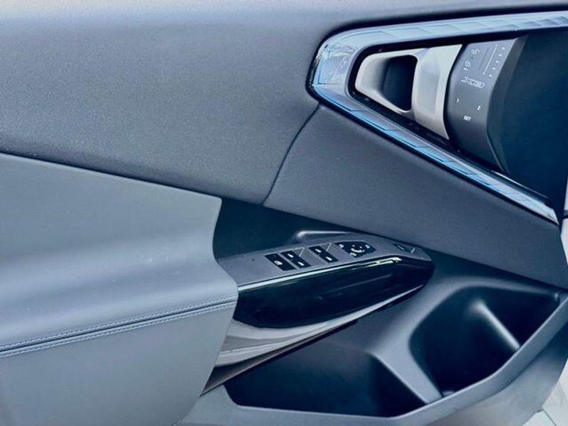 New 2026 BMW X3 30 xDriveImage 15