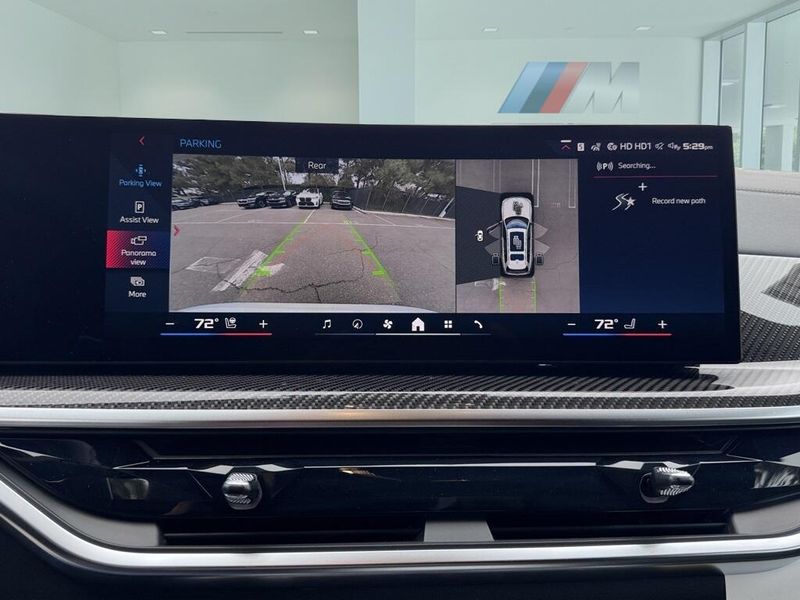 2025 BMW X7 M60iImage 26