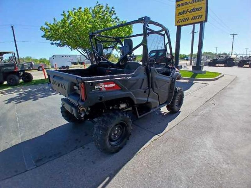 2025 Honda PIONEER 1000 
