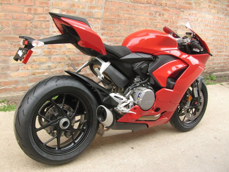 2022 Ducati Panigale V2 Red  Image 5