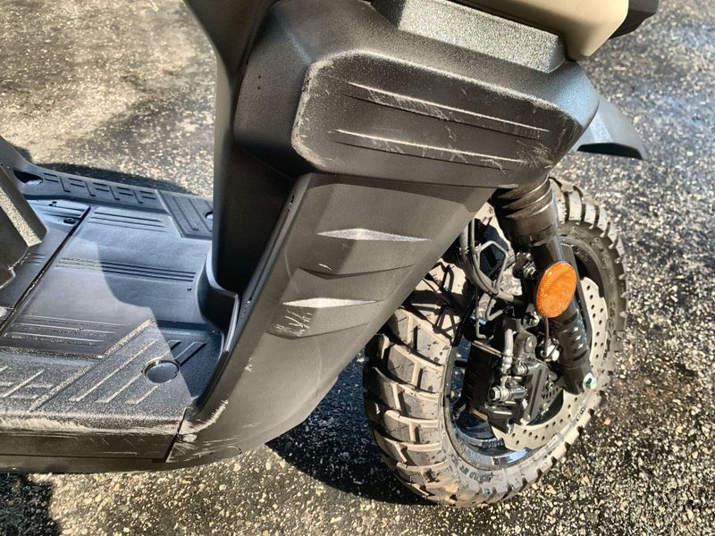 Used 2025 Yamaha ZUMA 125 Image 32