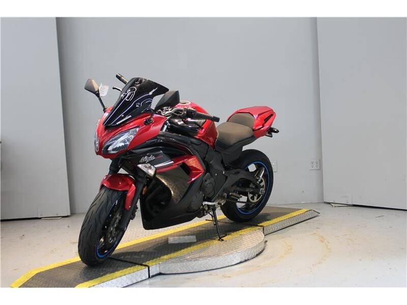 Used 2016 Kawasaki NINJA 650 Image 3