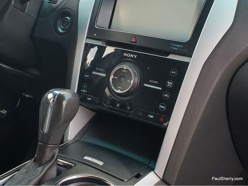 2014 Ford Explorer LimitedImage 25