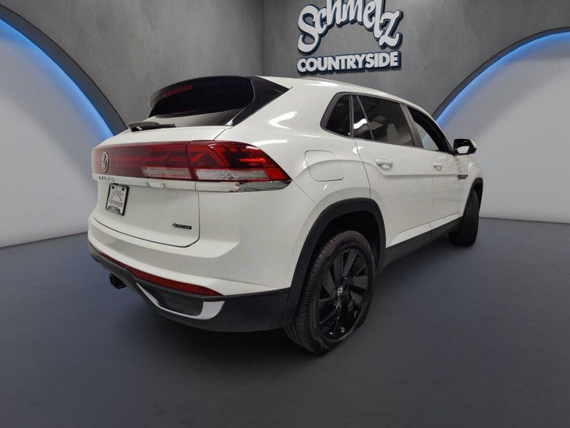 Used 2026 Volkswagen Atlas Cross Sport SE AWD w/Technology & SunroofImage 14