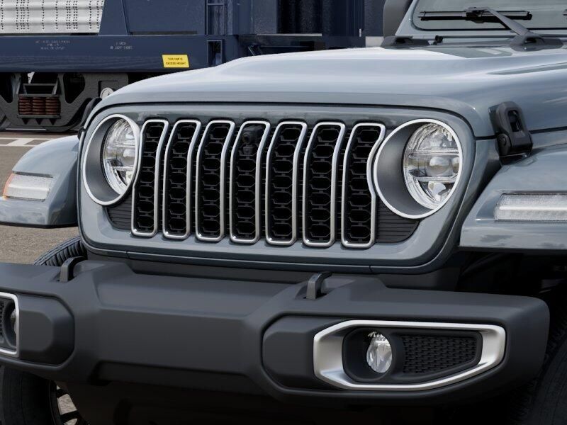 New 2026 Jeep Wrangler 4-door SaharaImage 11