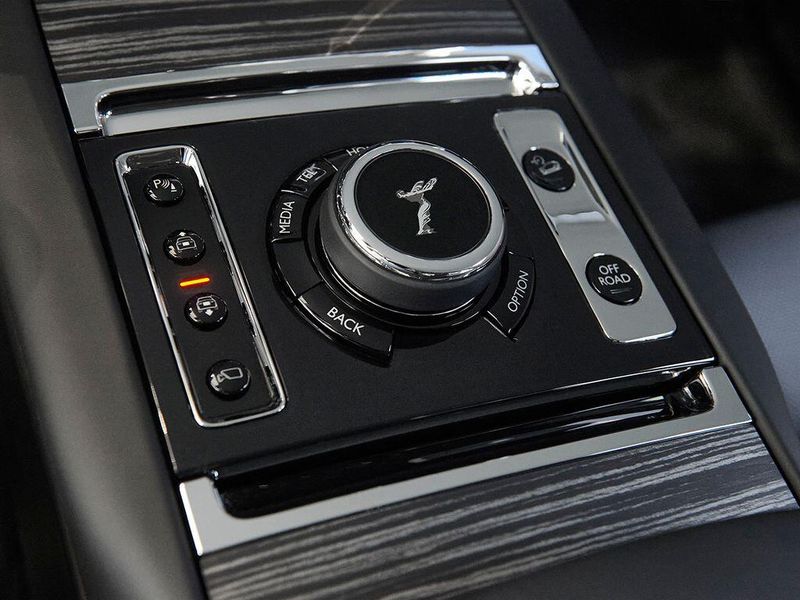 New 2026 Rolls-Royce Cullinan Image 14