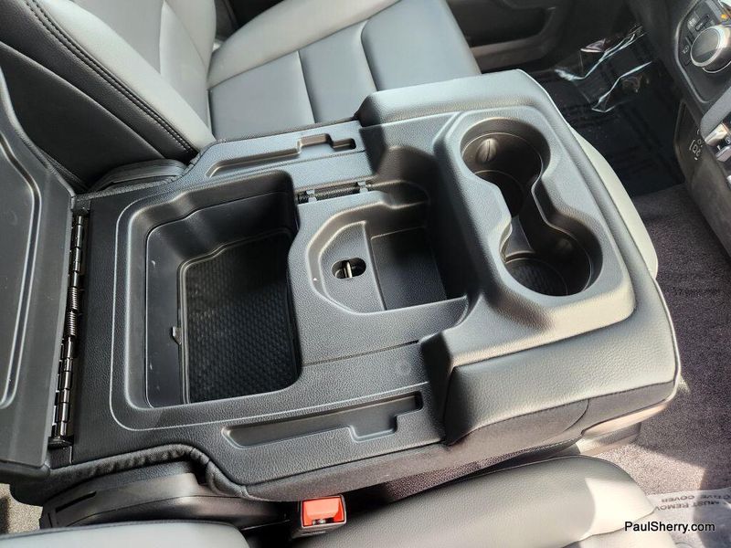 New 2026 RAM 1500 Tradesman Crew Cab 4x4 5'7' Box