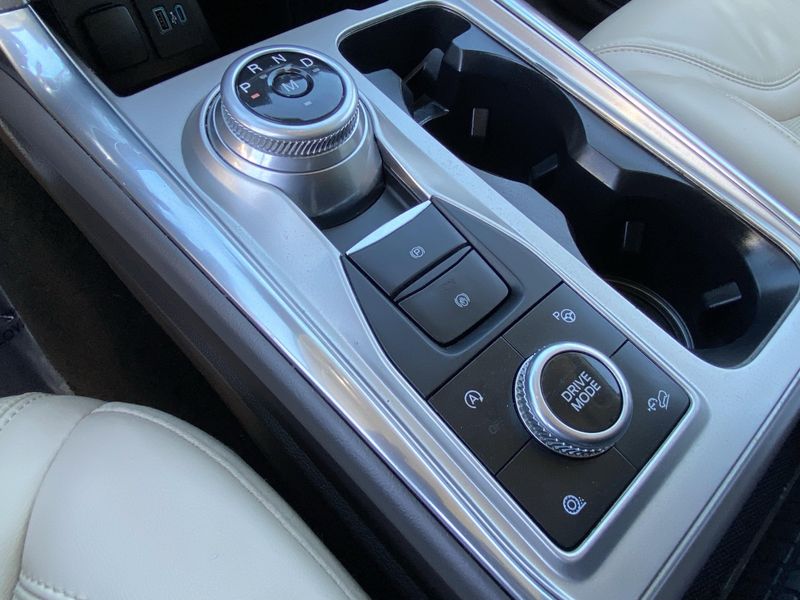 2020 Ford Explorer PlatinumImage 26