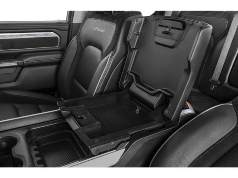 2020 Ram 1500 Laramie photo 12