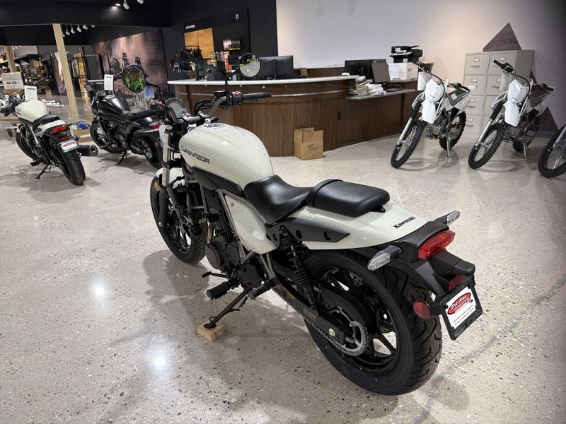 New 2026 Kawasaki ELIMINATOR ABS Image 15