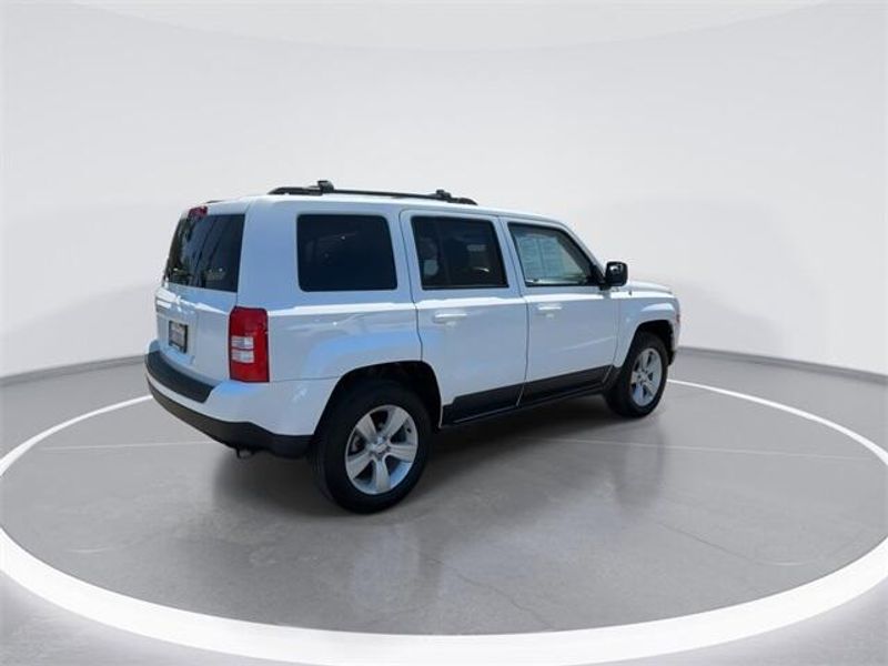 Used 2016 Jeep Patriot LatitudeImage 8