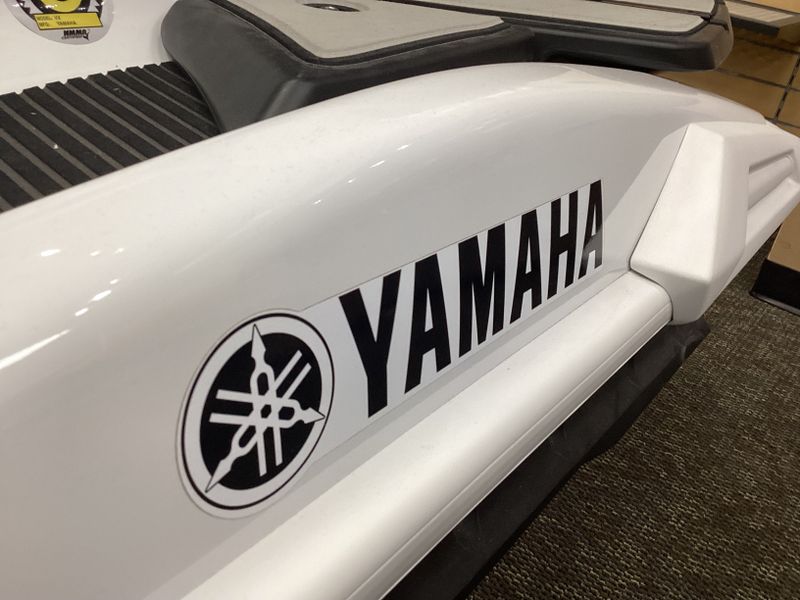 2023 Yamaha VX CRUISER HO WHITE Image 3