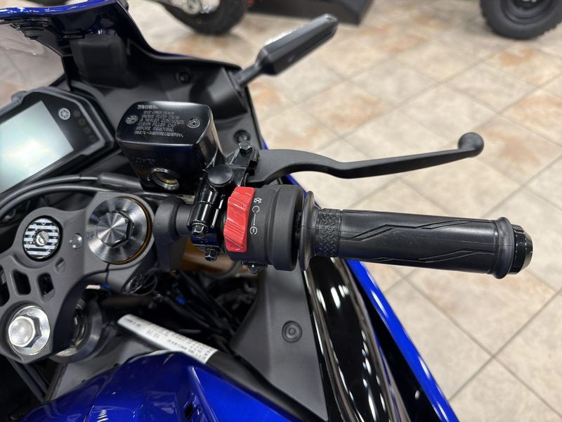 New 2026 Yamaha YZF-R3 ABS Image 27