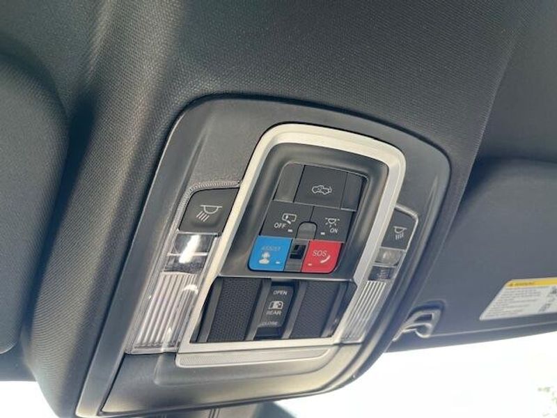 2025 RAM 1500 Big Horn Crew Cab 4x4 5